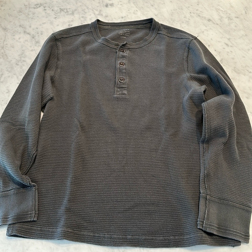 J. Crew Men’s Long-Sleeved Waffle Thermal in Vintage Grey, size L